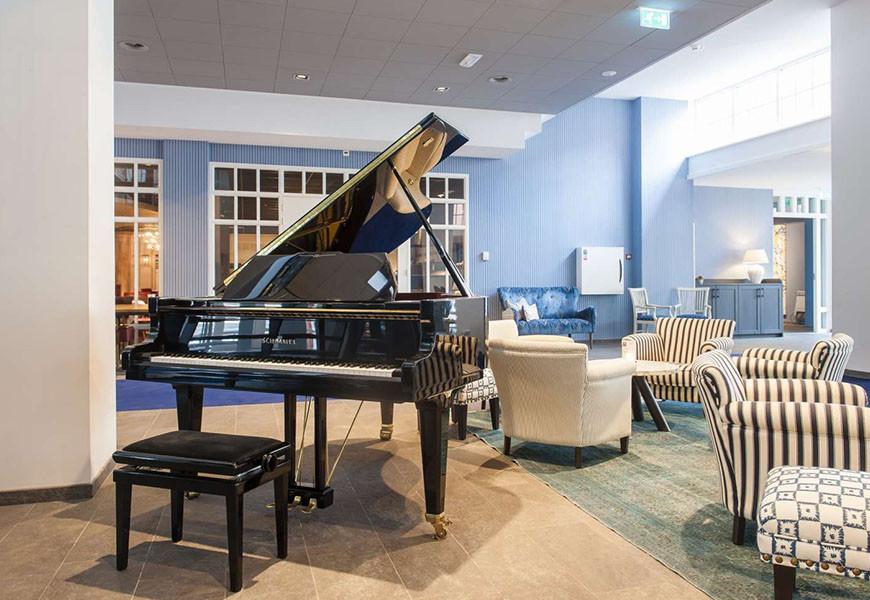 Grand Hotel Ter Duin lobby