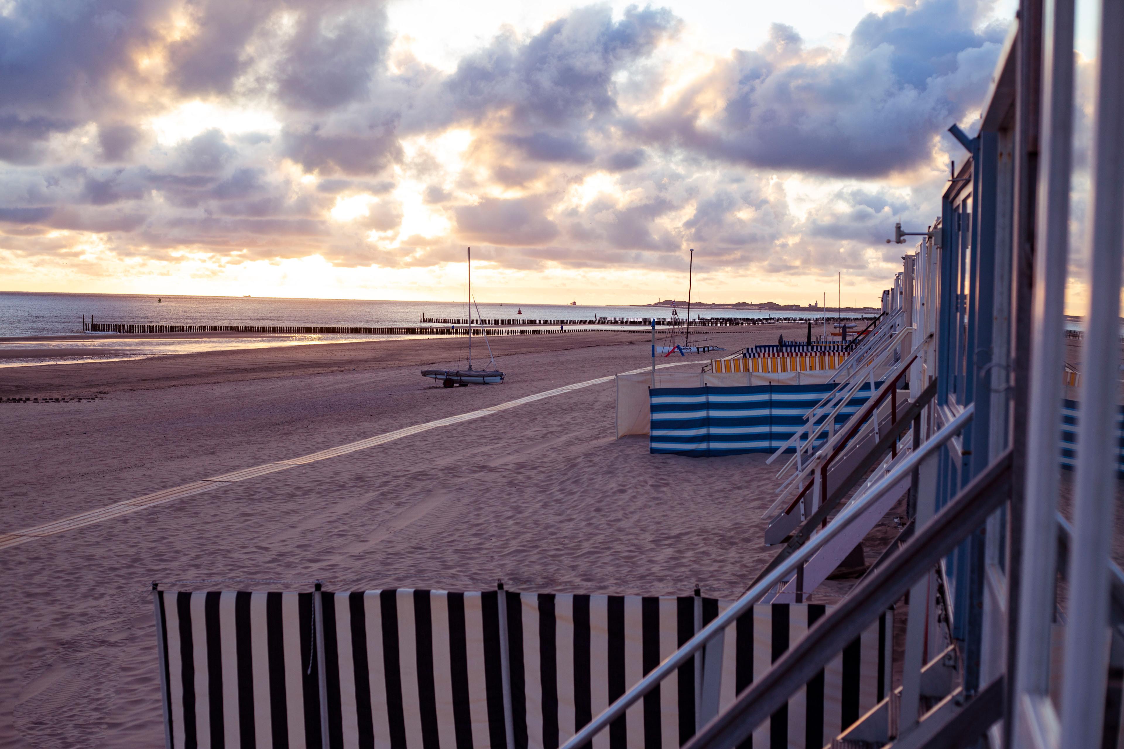 Beach Lodge wit Zand