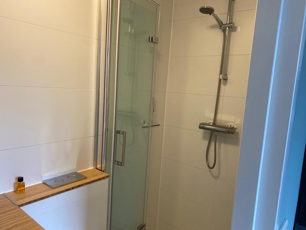 Douche (nieuw 2023)