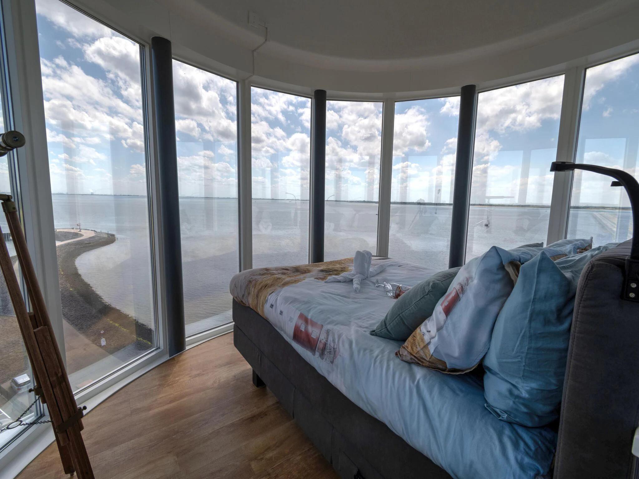 Appartement met panoramisch uitzicht op zee