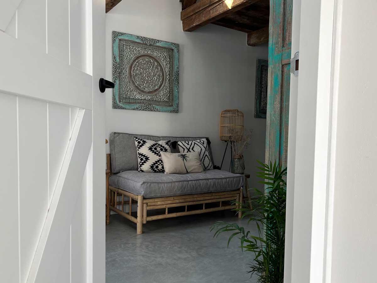 Inkijk vanaf de gang