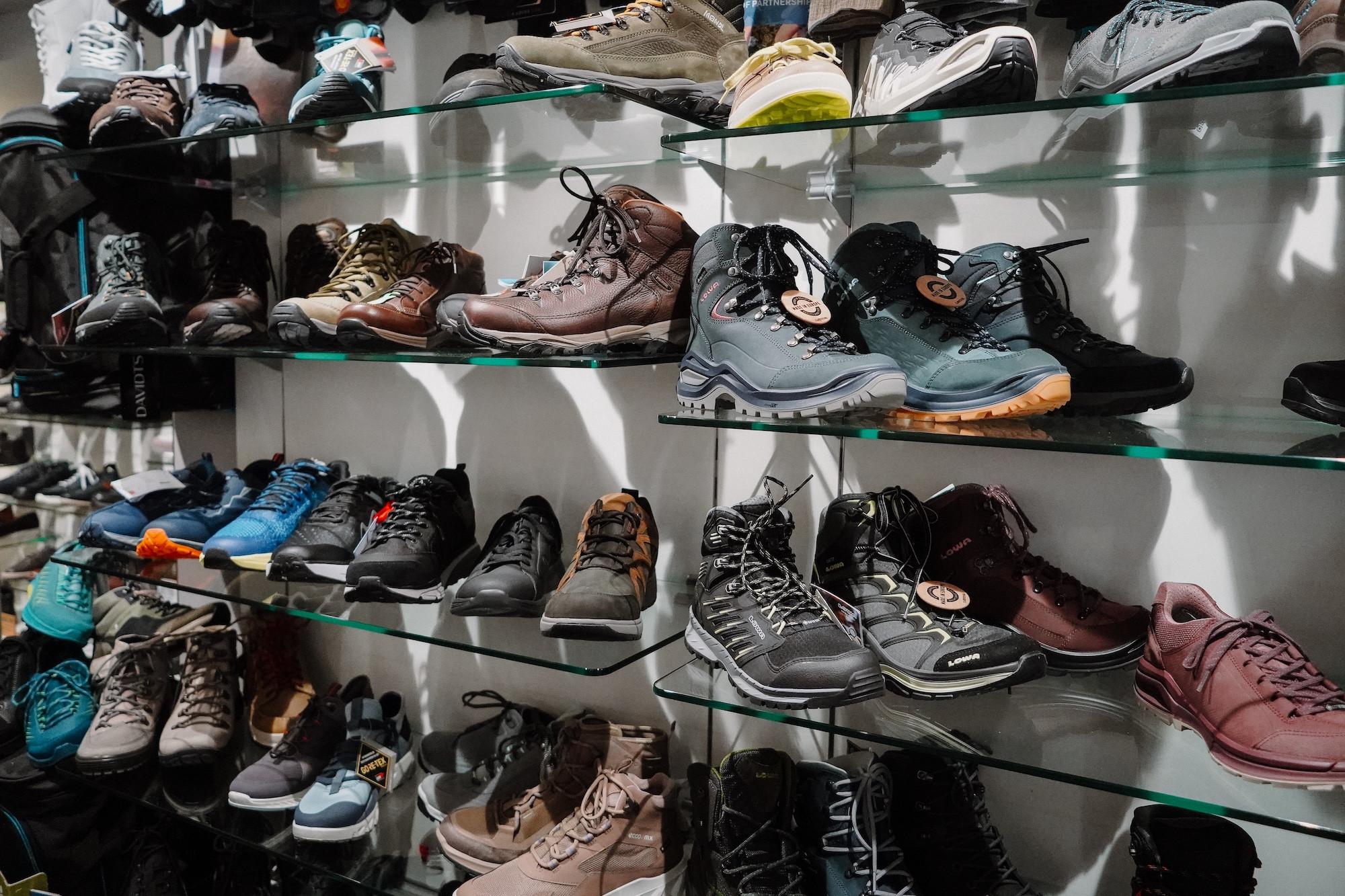 Van Fraeijenhove schoenen en lederwaren