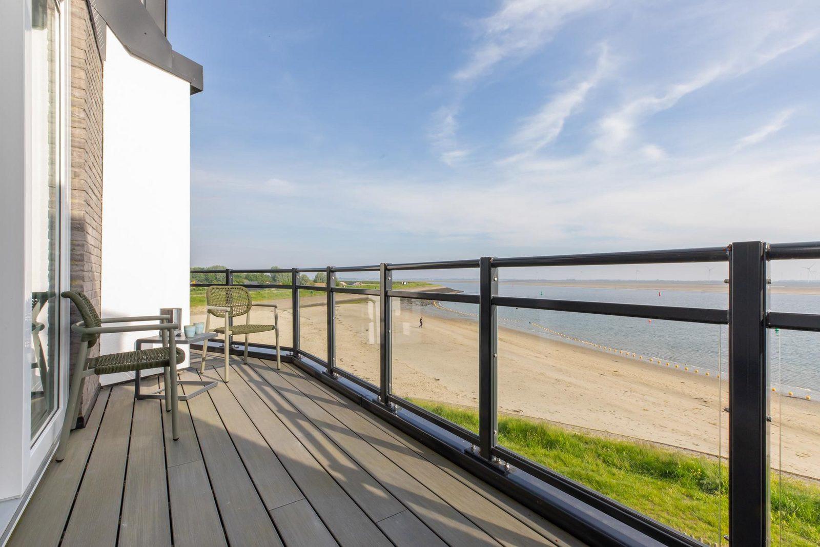 Terras Vista Maris - Havenweg 36-12 'Zeildroom' | Sint-Annaland