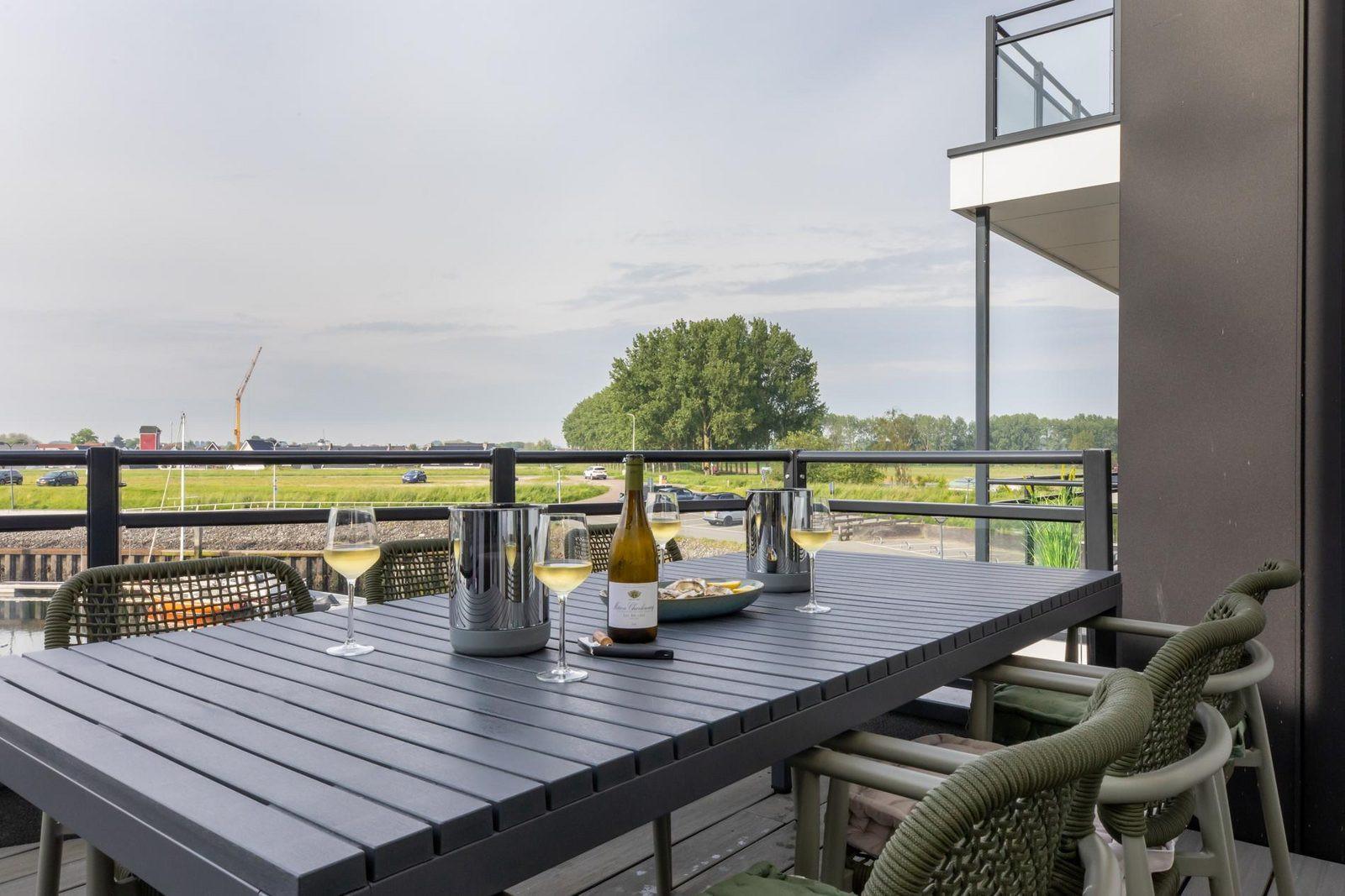 Terras Vista Maris - Havenweg 36-12 'Zeildroom' | Sint-Annaland