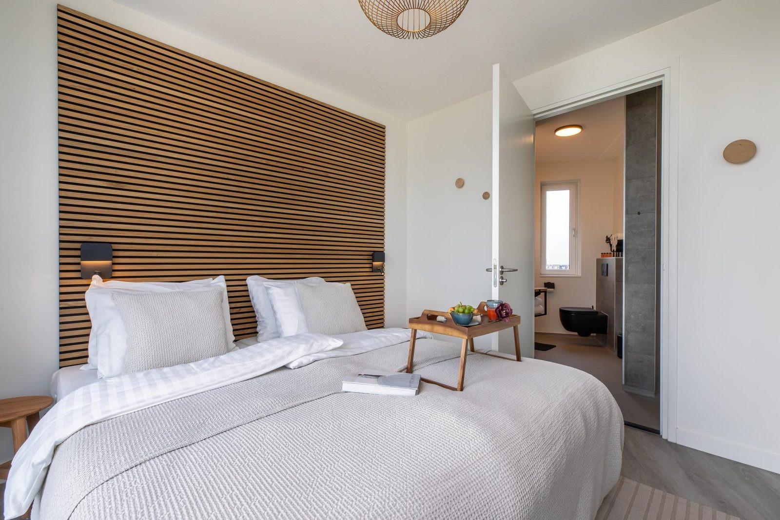 Slaapkamer Vista Maris - Havenweg 36-12 'Zeildroom' | Sint-Annaland