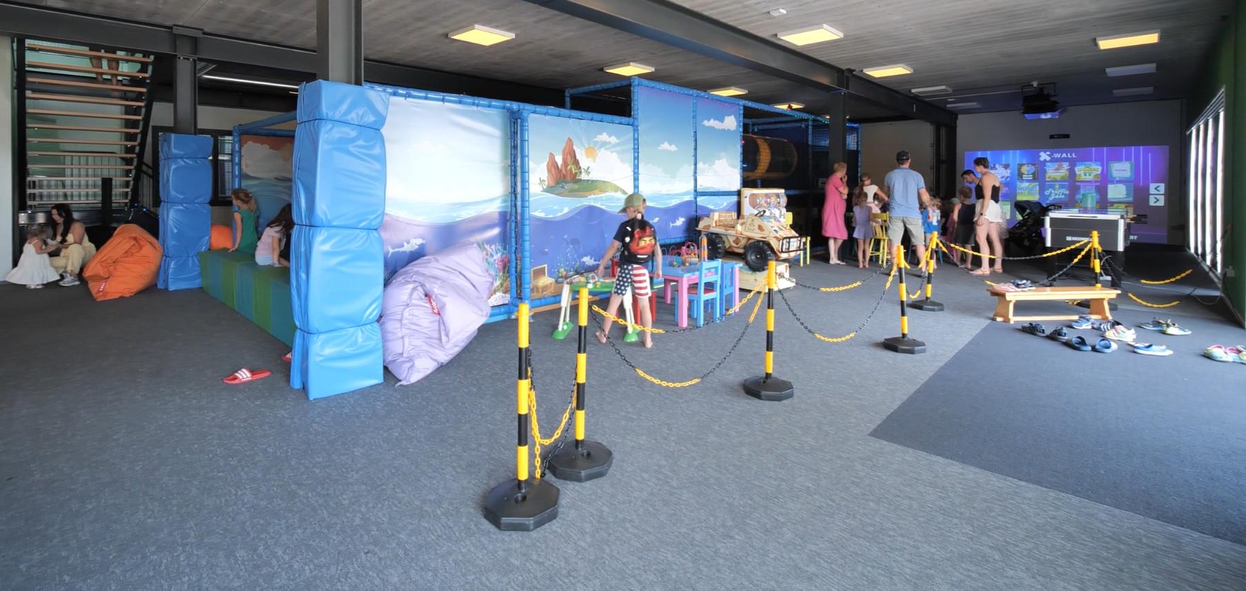 Spielhalle im Ferienpark De Zeeuwse Parel