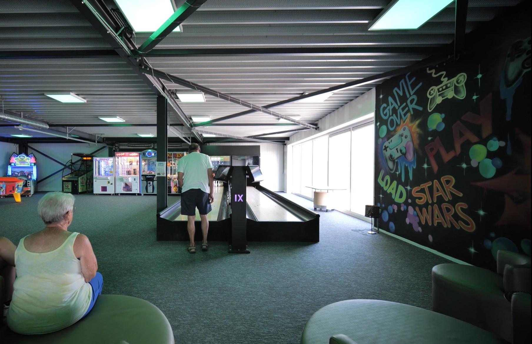 Spielhalle im Ferienpark De Zeeuwse Parel