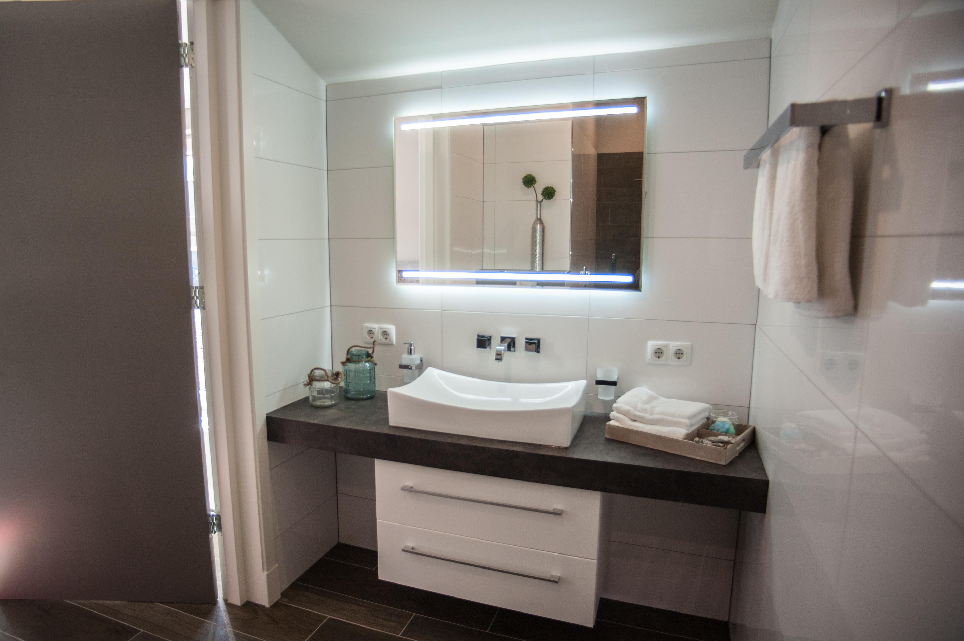 Deluxe Room handicap