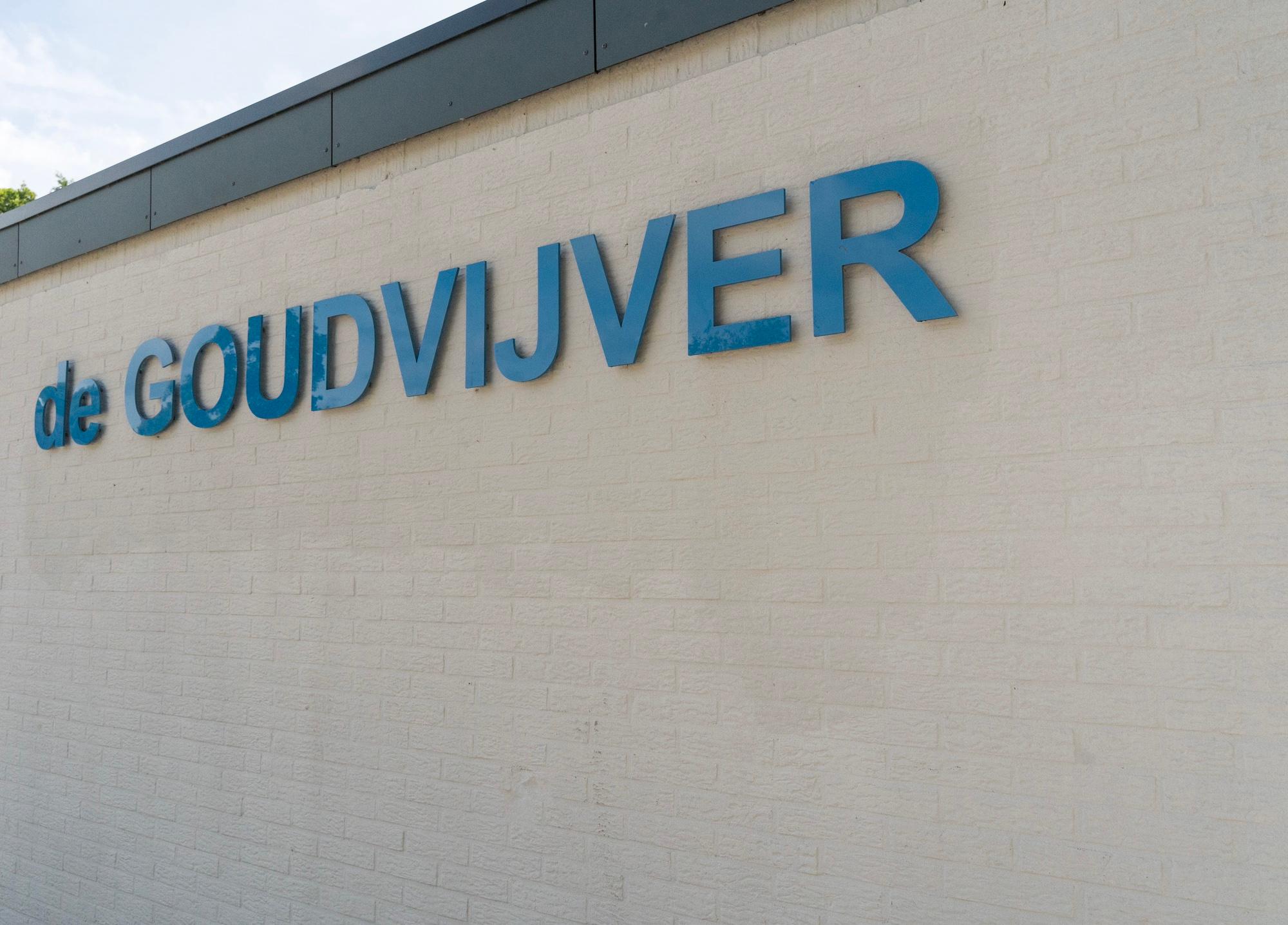 Zwembad de Goudvijver Serooskerke voorgevel