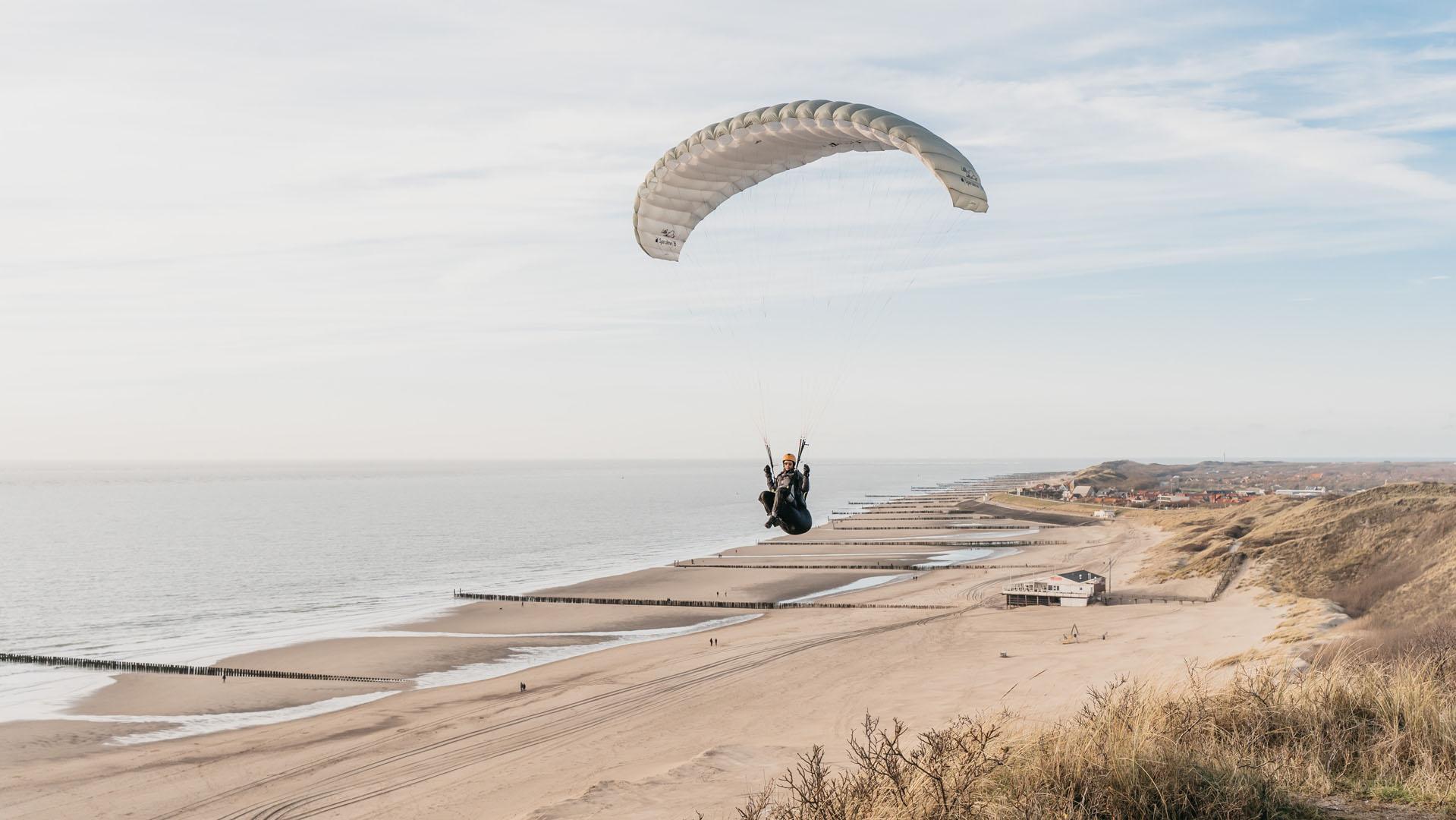 Valkenisse-paragliden-10