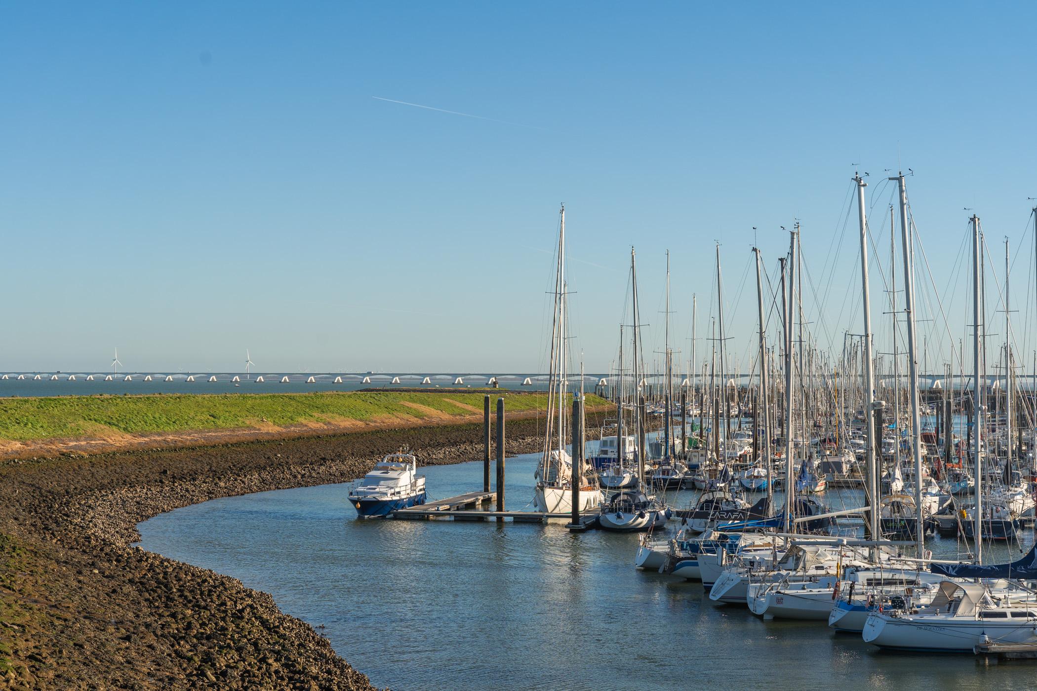 Colijnsplaat Jachthaven Zeelandbrug