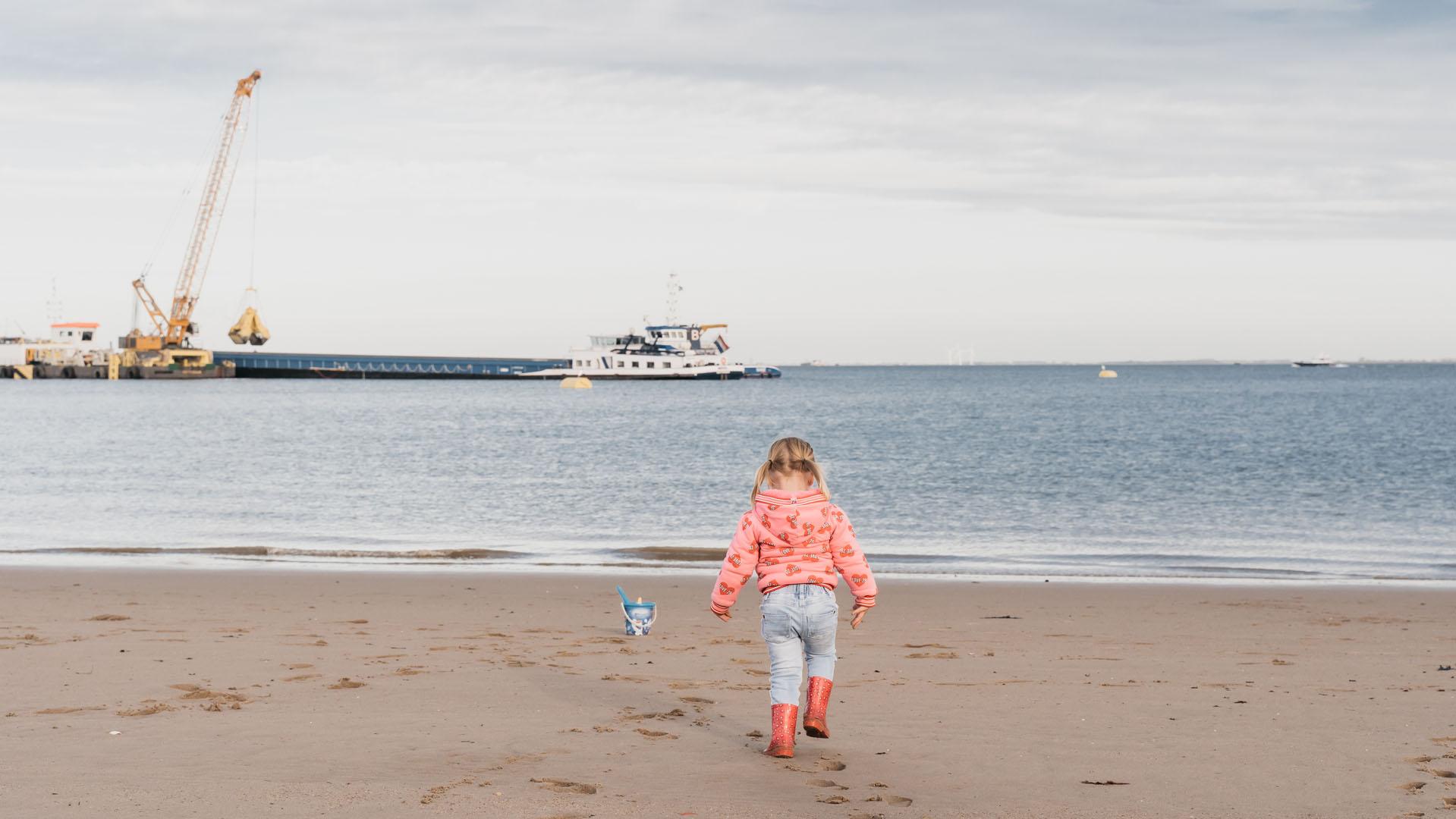 Met kinderen naar het strand in Zeeland