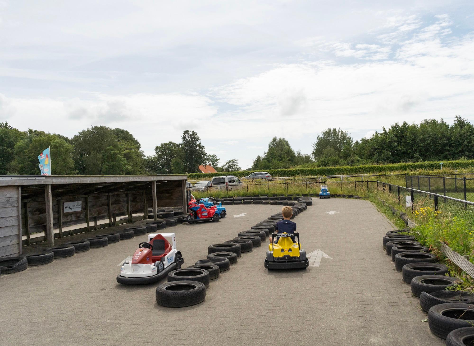 Speeltuin De Jonge Johannes Serooskerke elektrische auto