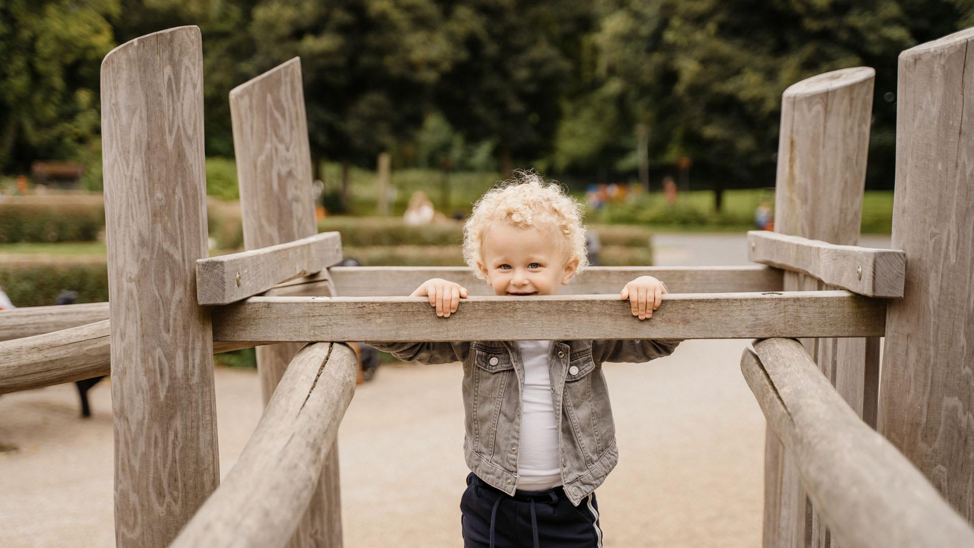 Hollandsche Hoeve met kinderen in Goes