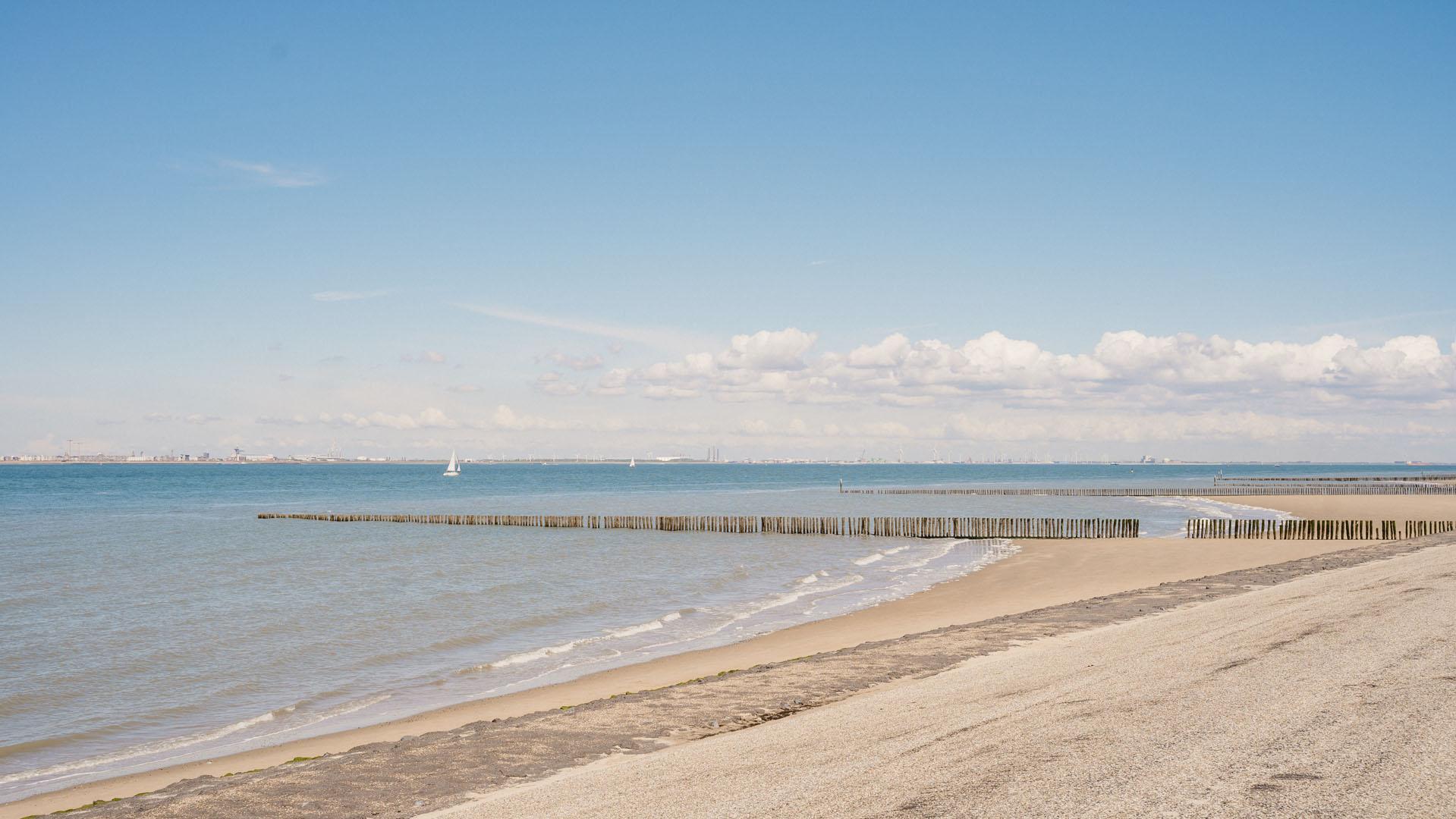 Strand Breskens Zeeuws-Vlaanderen