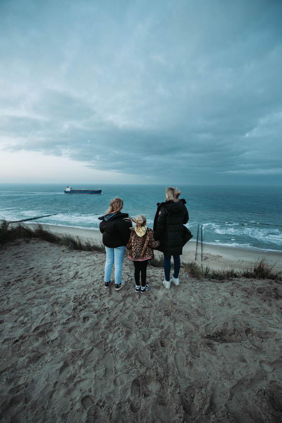 Duinwandeling tijdens storm