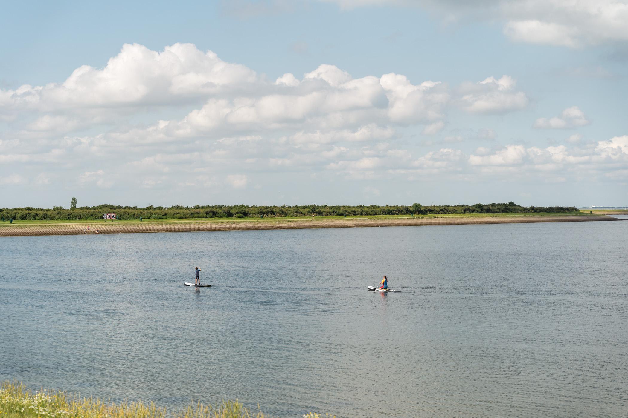 Strand und Wasser Tholen