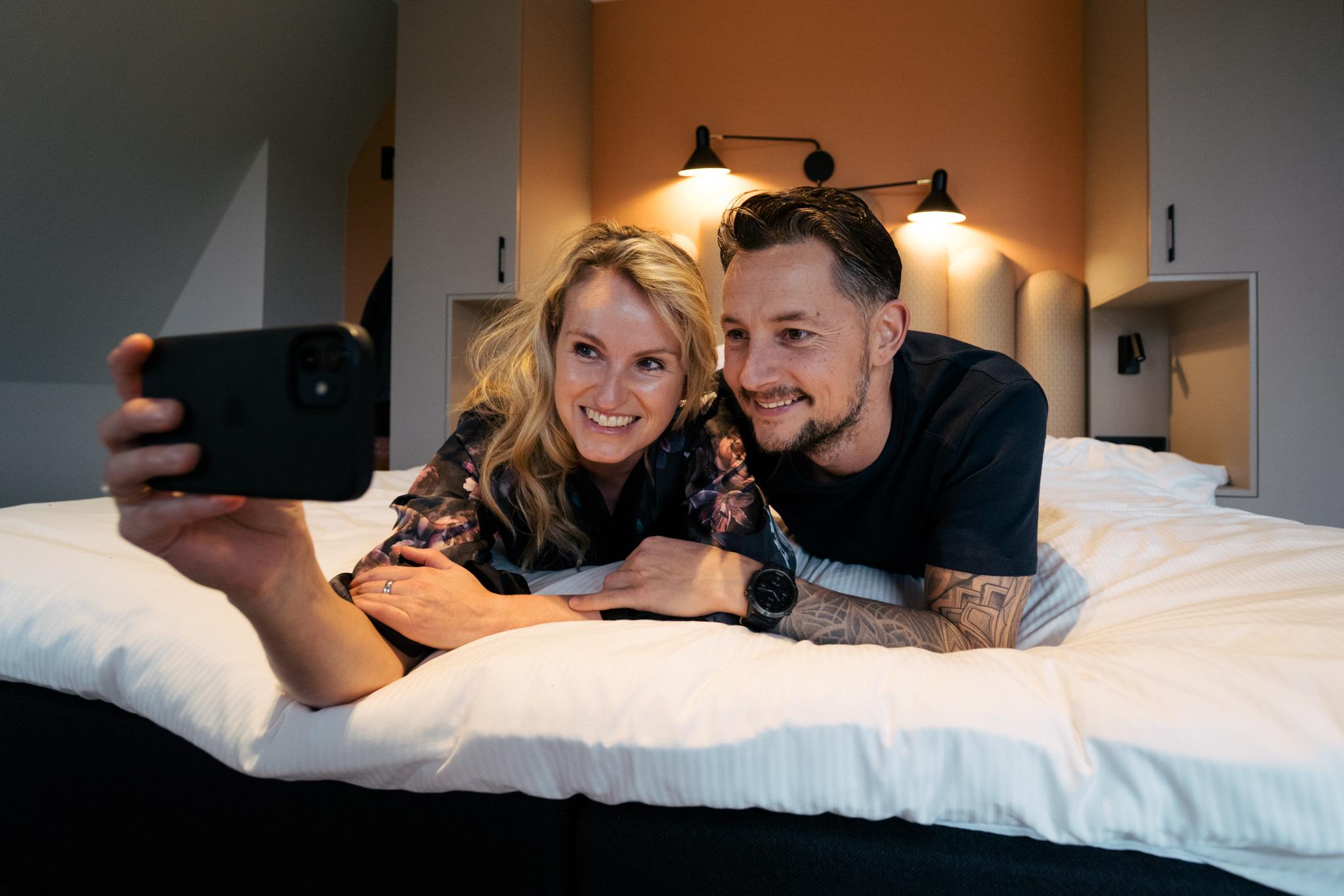 Selfie im Hotelzimmer