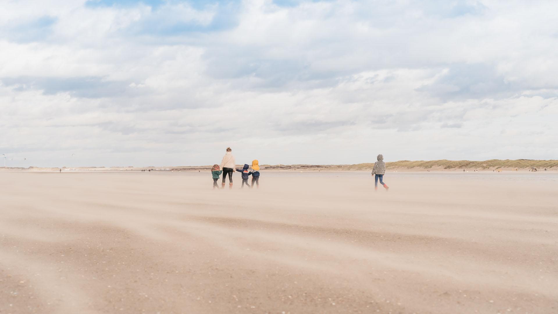Brouwersdam strand kinderen
