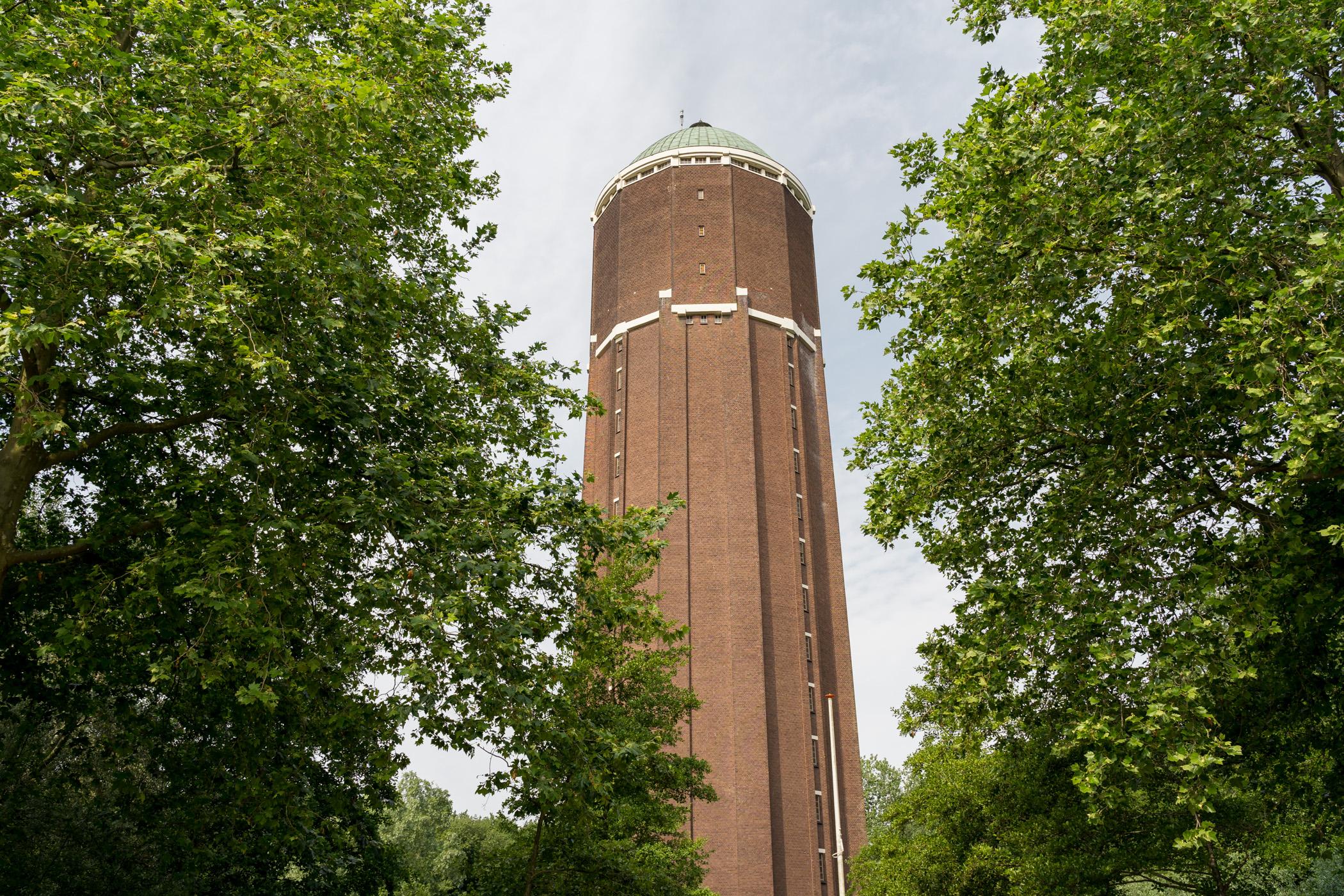 Watertoren, Axel