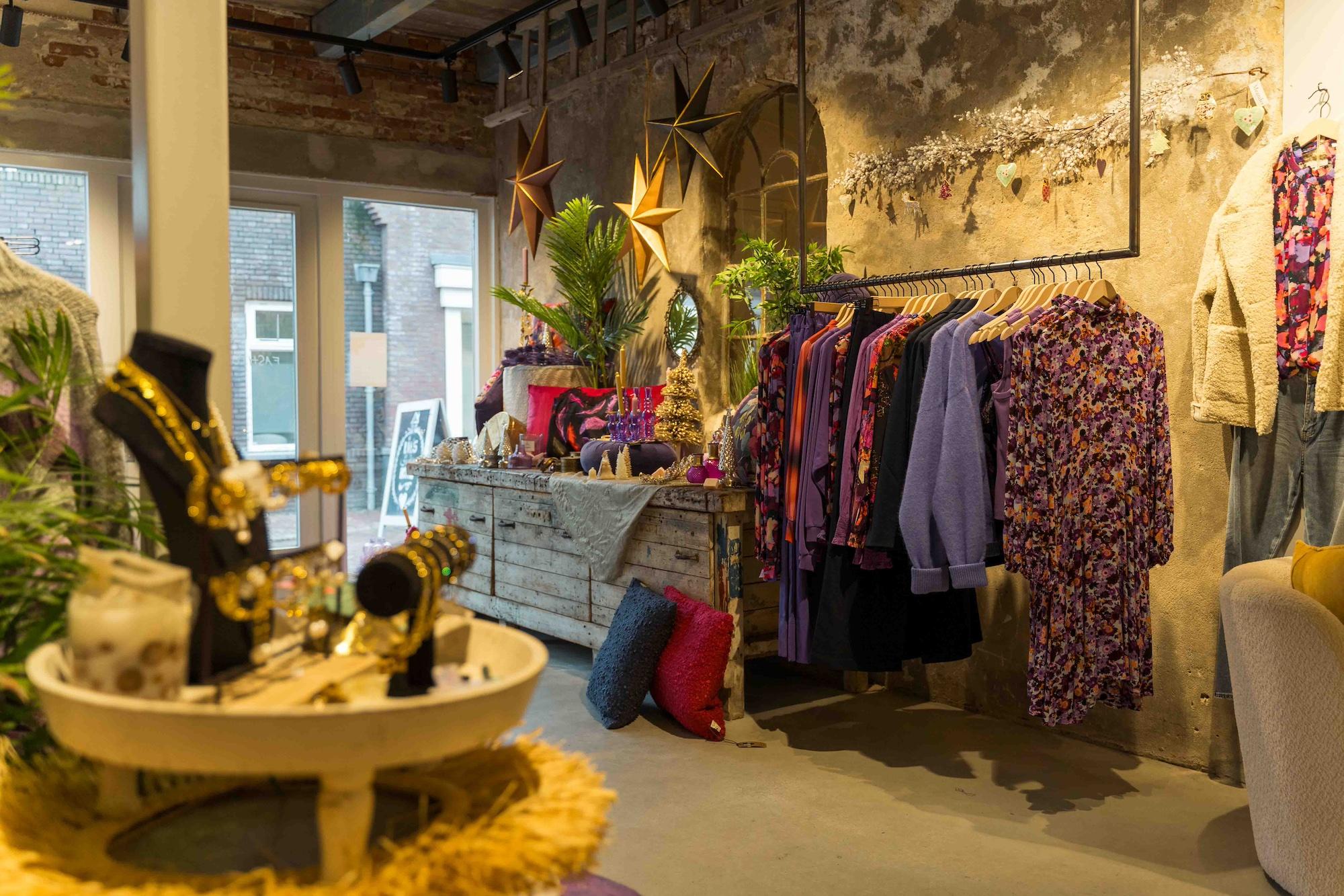 Lil's Fashion & Home